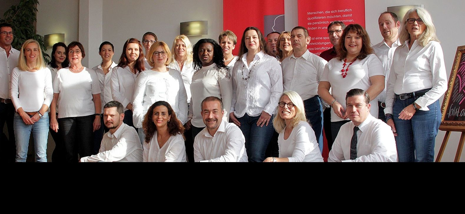 (1)Team